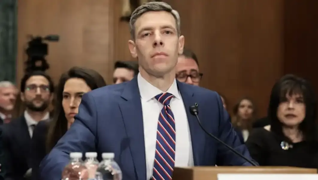 WLFI 또 내부자 거래? 5억 달러 투자 아래의 은행 라이센스 논란